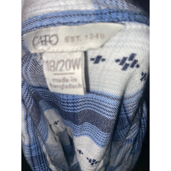 Cato Blue White Hi Low Plaid‎ Long Roll Tab Sleeve Comfy Coastal Grandma Popover - Picture 8 of 8